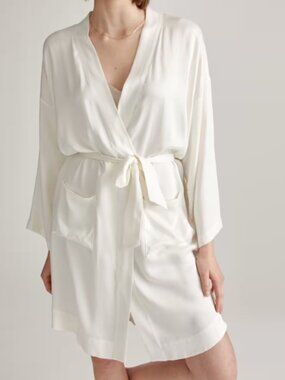 Quince 100% Washable Silk Robe Ivory XS NWT